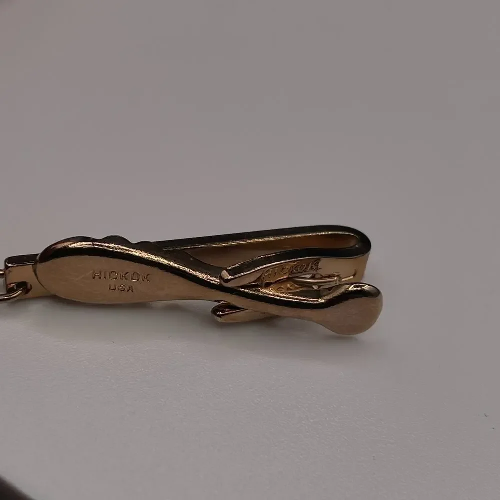 Vintage Gold Tone Dangling Fob Jockey Tie Clip Pin Rhinestone Accent Tie Bar